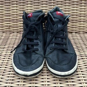 Camper Black Boys Size 3.5, Euro 36 Kids Sneakers